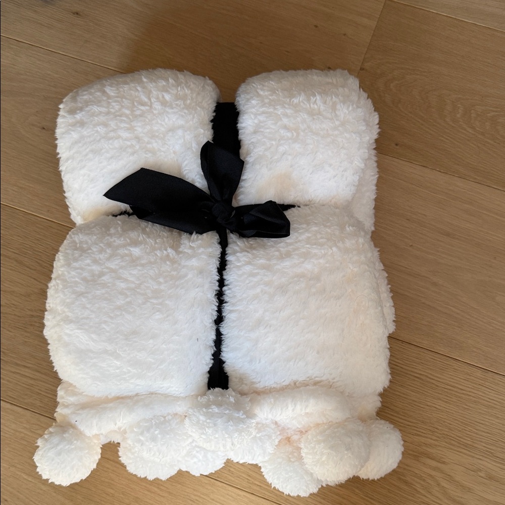 Fluffy White Throw Blanket